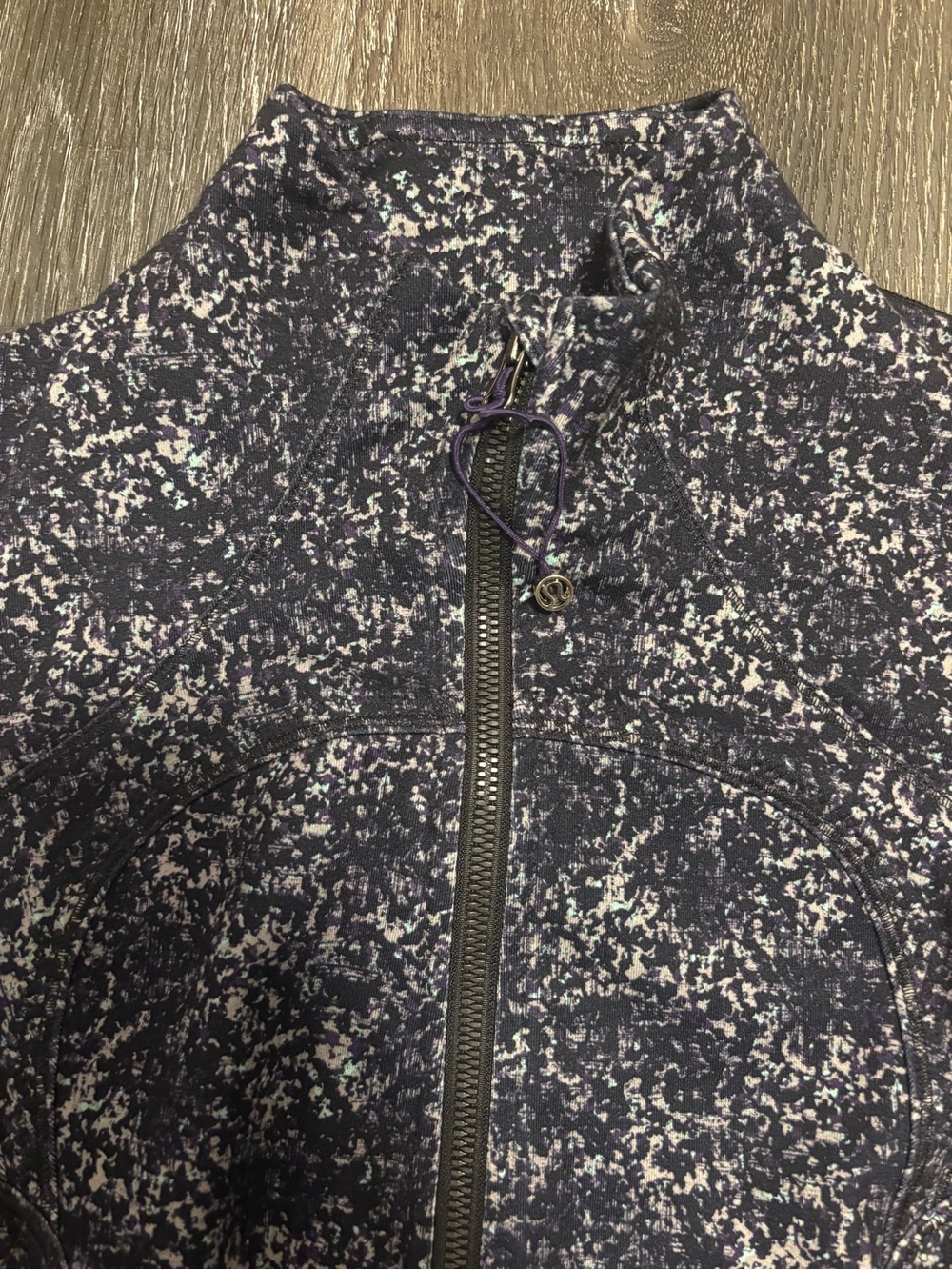 Lululemon Define Forme Jacket - Picture 9 of 14